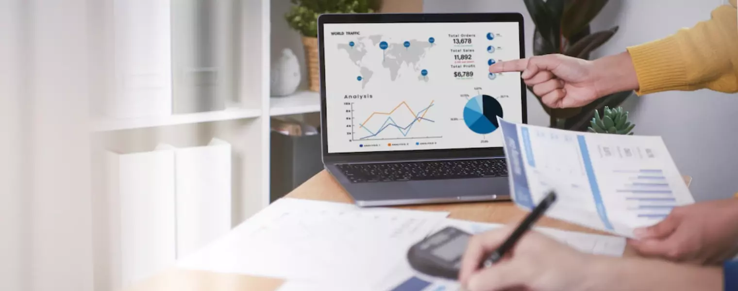 tilize the data analysis dashboard to reveal valuable insights from data, enabling strategic decision-making and the attainment of business objectives.